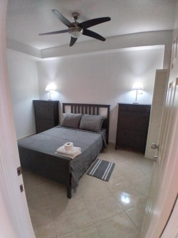 Bed and Breakfast Calinago Friendly Family Sxm Филипсбург Экстерьер фото
